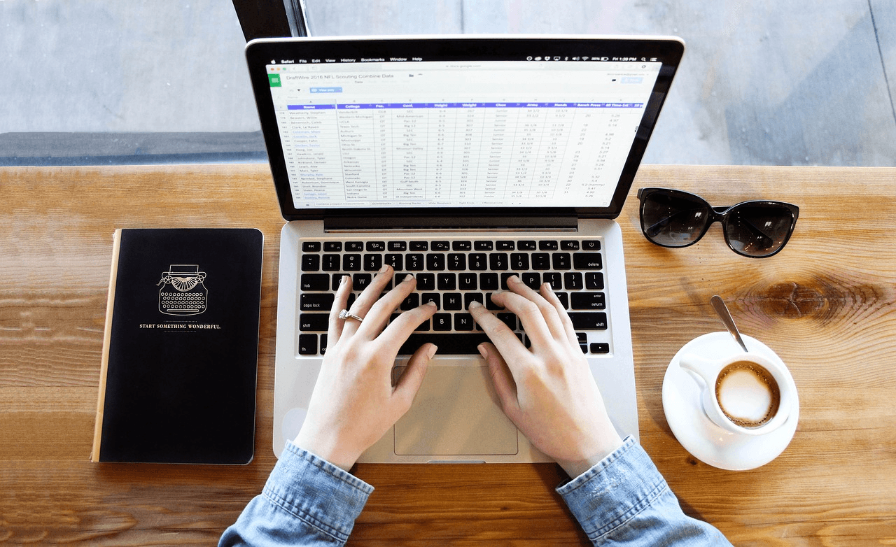 4 Cara Mengurutkan Data di Excel secara Mudah cover