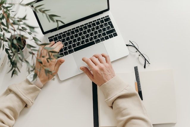 4 Tips Merapikan Format Tulisan Microsoft Word yang Berantakan dengan Cepat cover
