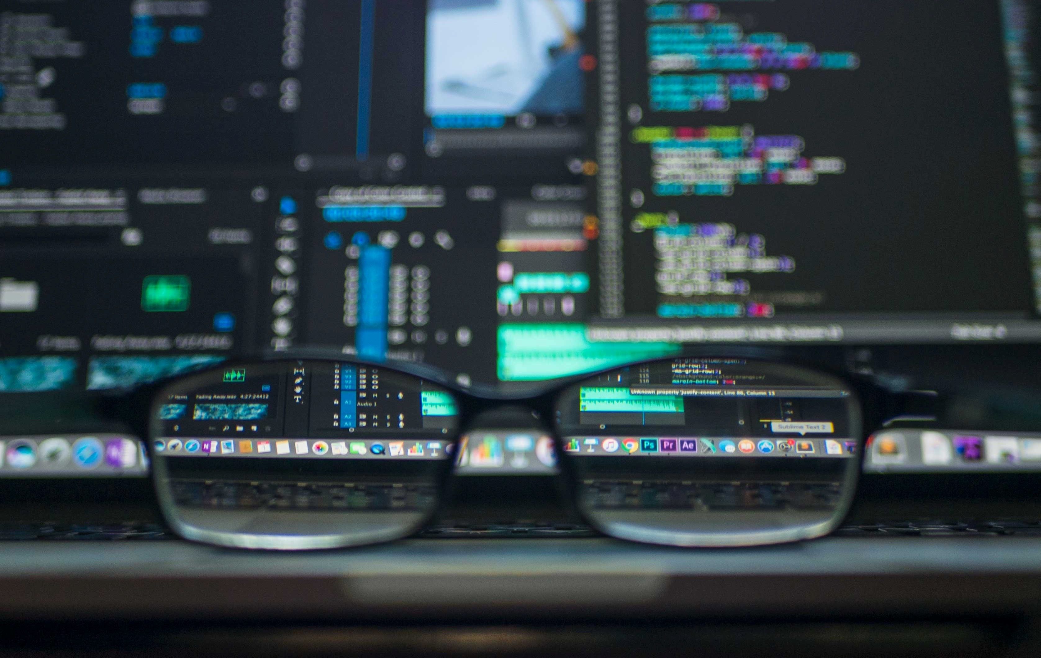 Wajib Tahu! Inilah Pengertian dan Fungsi Adobe Dreamweaver untuk Web Desainer cover