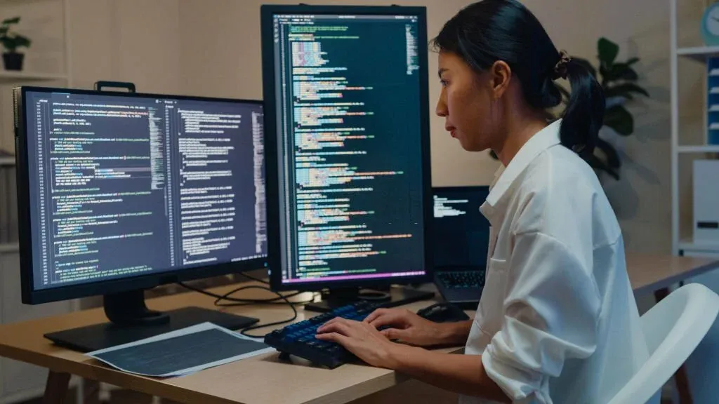 5 Rekomendasi Framework Python Terbaik Saat Ini cover