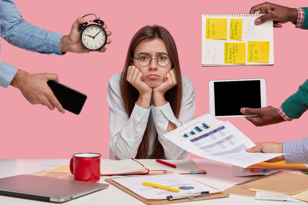 Hustle Culture: Pengertian dan Cara Menghindarinya cover