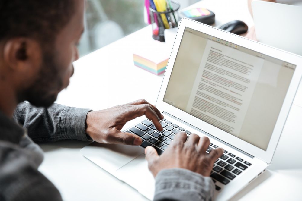 5 Pekerjaan Ini Cocok Buat Kamu yang Jago Microsoft Word cover