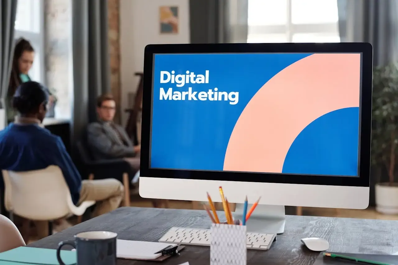Ad Library, Ketahui Manfaatnya Untuk Merancang Campaign Meta Ads! cover