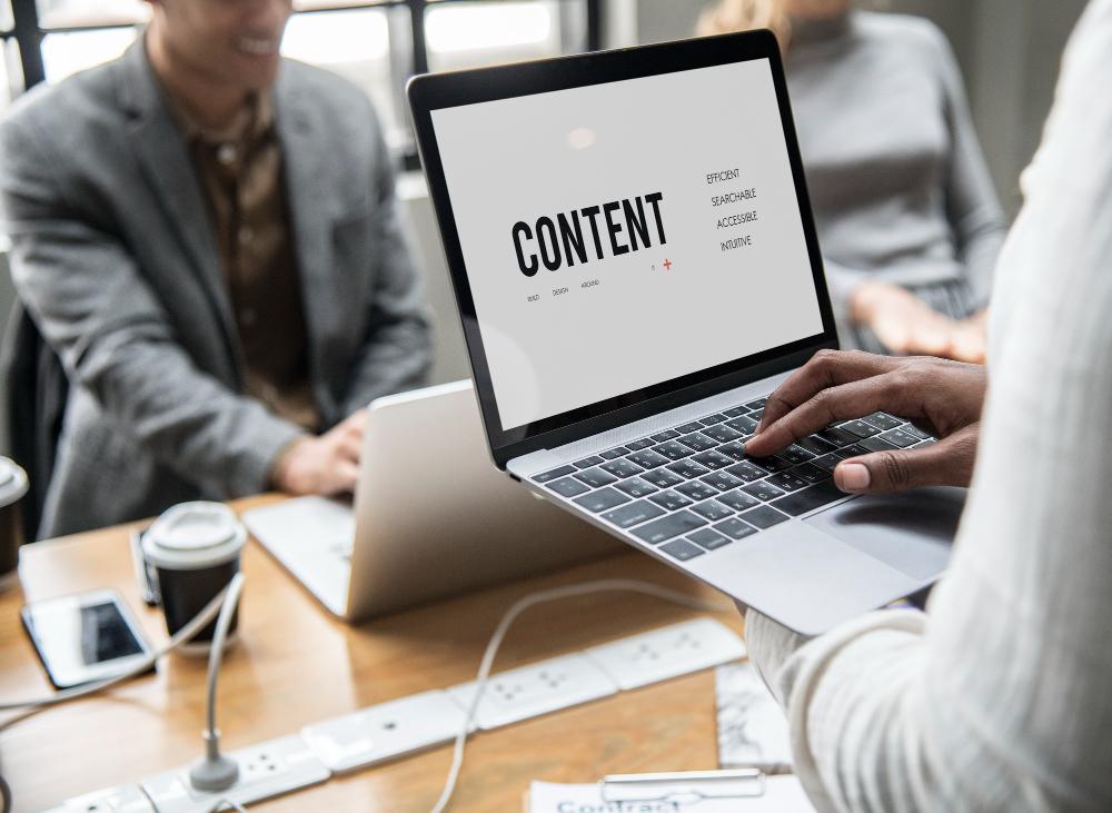 Content Pillar: Definisi, Manfaat, dan Cara Membuatnya cover