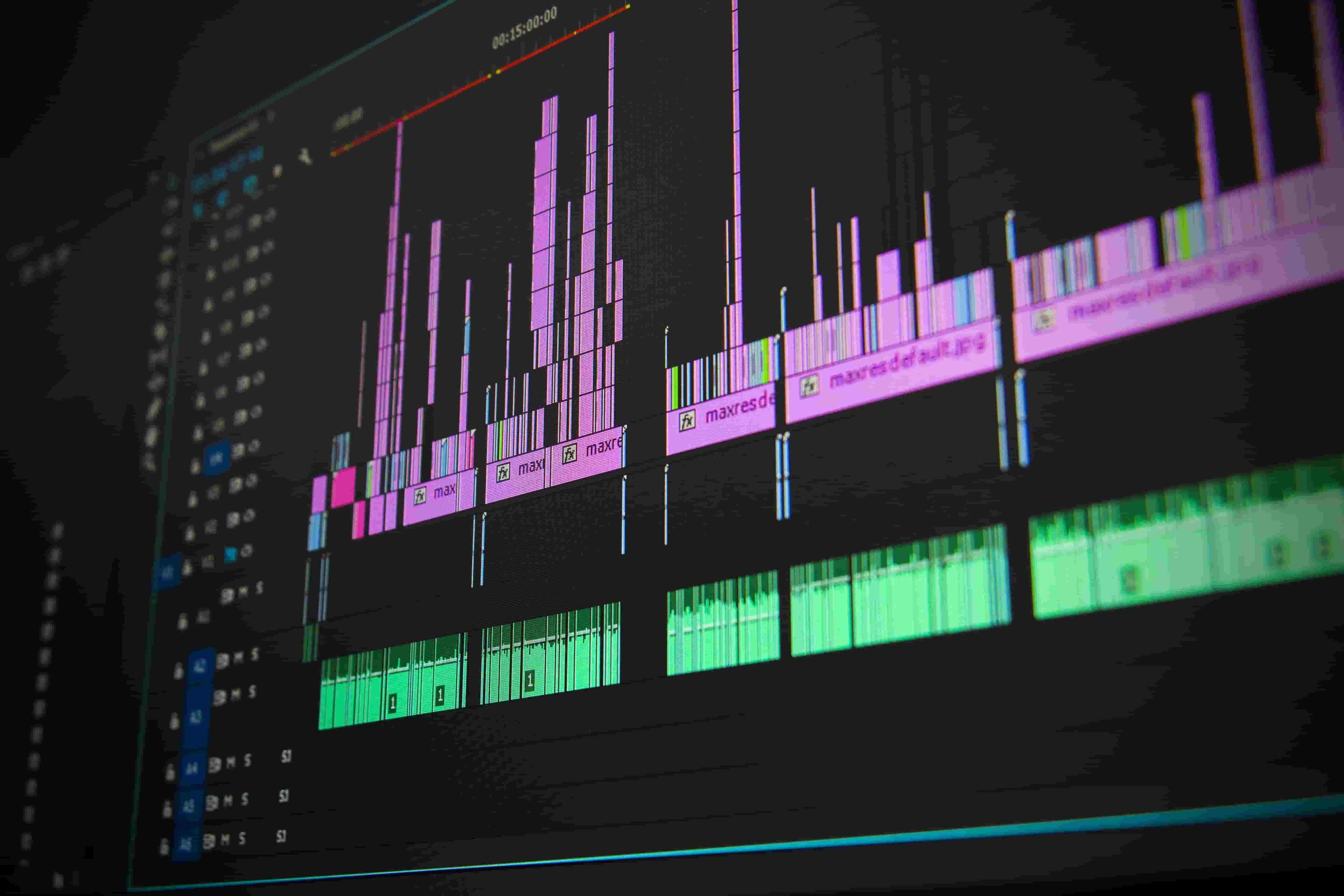 Prospek Karier Video Editor, Profesi Menjanjikan di Industri Kreatif cover