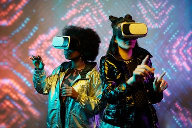Jangan Tertukar! Kenali Perbedaan Virtual Reality (VR) dan Augmented Reality (AR) cover